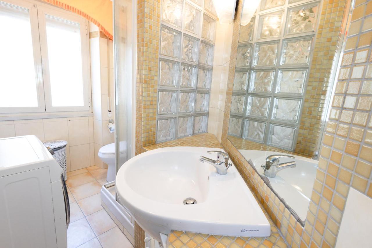 شقة La Casa Di Daniela ليدو دي أوستيا المظهر الخارجي الصورة