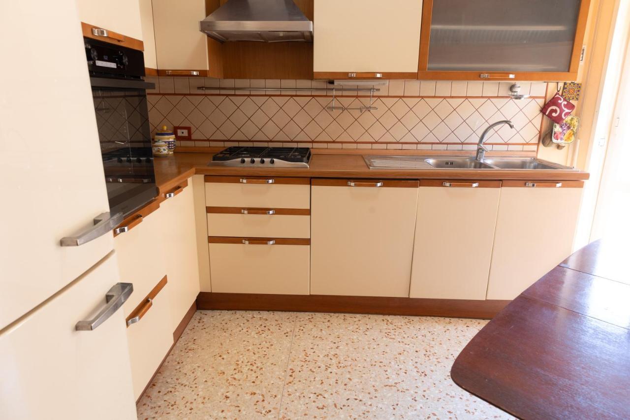 شقة La Casa Di Daniela ليدو دي أوستيا المظهر الخارجي الصورة